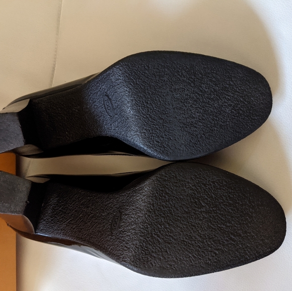 Tod’s black patent leather platform loafer shoes - Picture 6 of 7